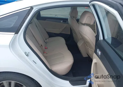 2017 Hyundai Sonata Se z USA, uszkodzony, nr VIN 5NPE24AF7HH556136